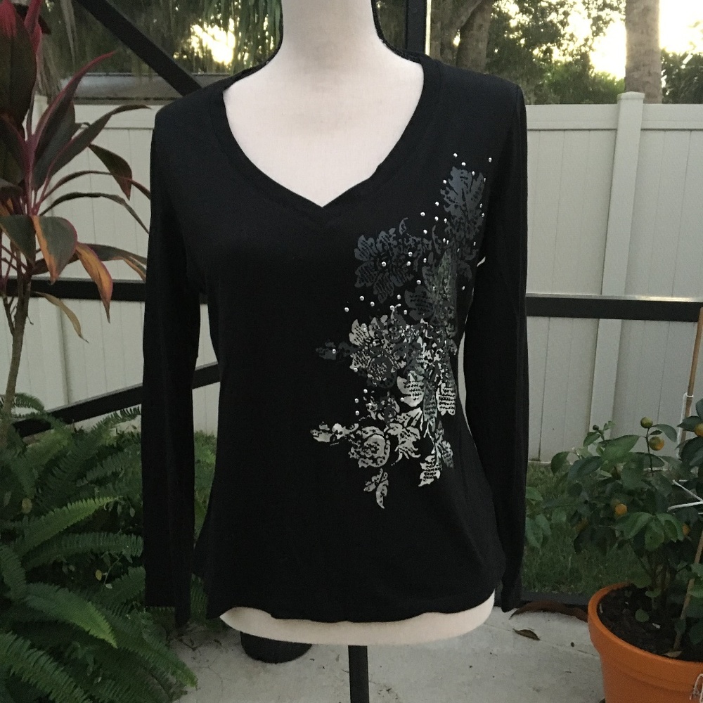 New York & Company Blk/Silver Lg Sleeve V Neck Top